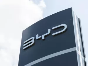 BYD responde às acusações de agressão a operários chineses em sua fábrica em Camaçari