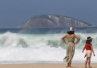 Privatização das praias: veja como cada deputado votou a proposta em 2022 - Ressaca na orla de Ipanema e Leblon, zona sul da cidade. Foto: Tânia Rêgo/Agência Brasil