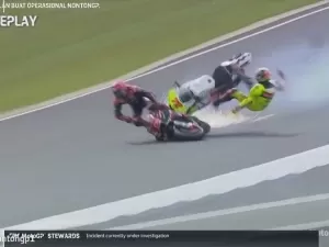 VÍDEO: Acidente assustador entre Bezzecchi e Viñales marca sprint da MotoGP na Austrália