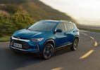Onix e Tracker tem produção dobrada para atender à demanda - Foto: Divulgação/Chevrolet