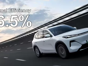 Geely supera BYD e lança sistema híbrido com eficiência recorde de 46,5%