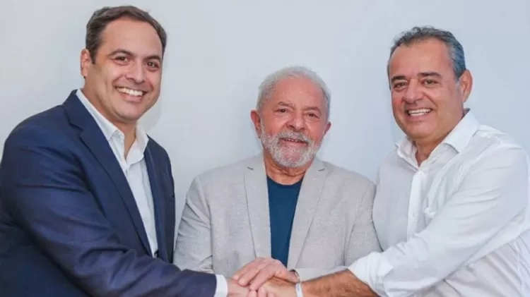Paulo Câmara e o pré-candidato ao governo de PE Danilo Cabral em encontro com Lula                              - Ricardo Stuckert/PT - Ricardo Stuckert/PT