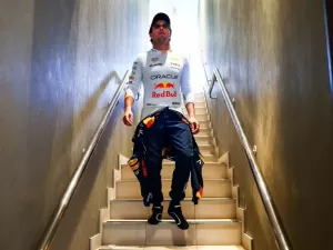 RETA FINAL: Ralf Schumacher polemiza, Red Bull segue drama e final da Stock Car