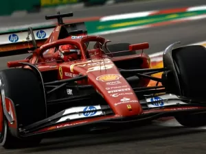 F1: Leclerc supera Norris e lidera o primeiro treino livre para o GP de Singapura; Verstappen é 4º