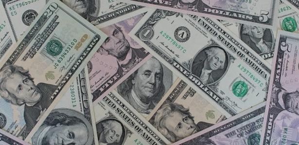 Salto: dólar perdeu força após desencanto com medidas prometidas por Trump