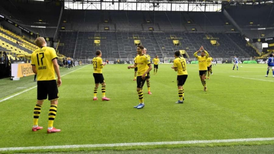 Borussia Dortmund 4x0 Schalke 04 foi disputado em 16 de maio, quando o campeonato alemão, a Bundesliga, voltou -                                 AFP                            