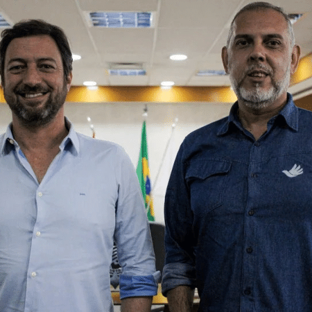 Duílio Monteiro Alves, presidente do Corinthians, e Cleidson Cruz, CEO da Taunsa - Felipe Szpak/Agência Corinthians