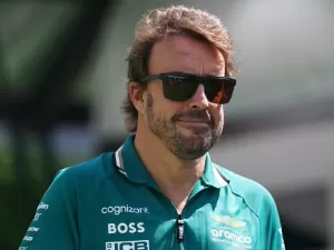 F1 - Alonso: Ganhar outra corrida seria declaração aos fãs para "não desistirem"