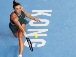 Halep sofre outra derrota, mas tenta sair positiva de Hong Kong