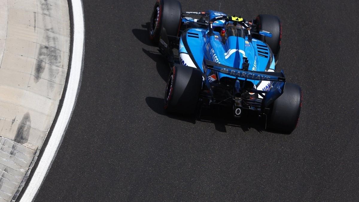 F1: Entenda por que Sainz foi punido com apenas 5 segundos por toque com Piastri na Hungria