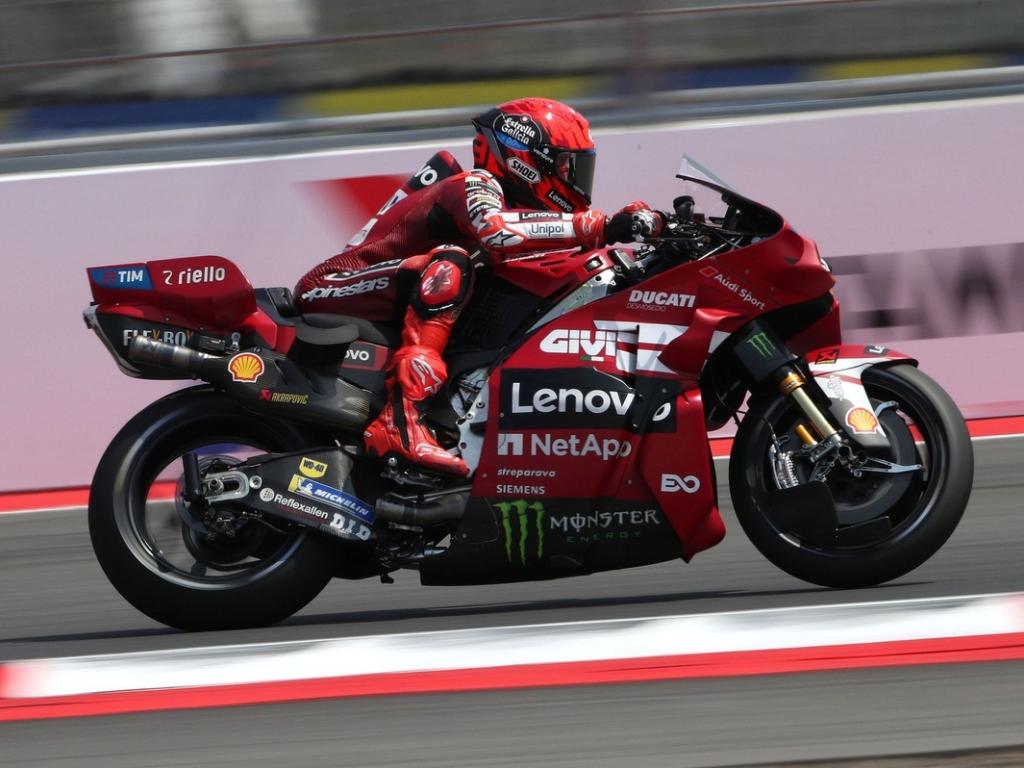 MotoGP: Márquez aproveita erros de Martín, vence sprint da Indonésia e assume liderança; Moreira é 17º - undefined