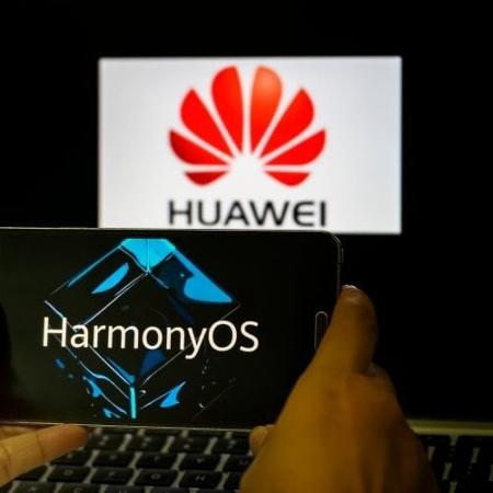 O sistema operacional HarmonyOS, da Huawei, está sendo aplicado em veículos O sistema operacional HarmonyOS, da Huawei, está sendo aplicado em veículos