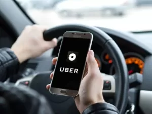 Por que motoristas são contra decisão judicial que os protege da Uber