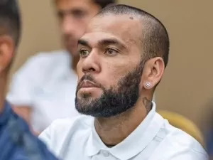 Daniel Alves pode deixar prisão em menos de dois anos; entenda cenários