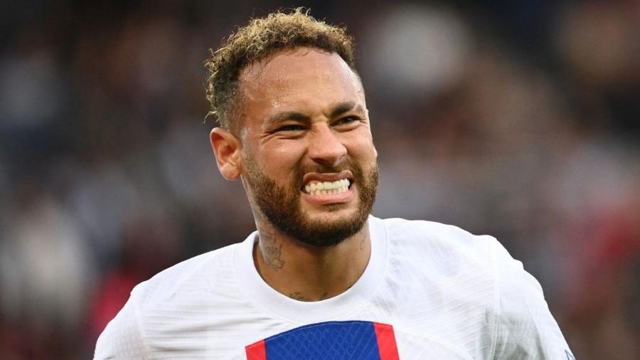                                  Neymar respondeu uma influenciadora de finanças no Twitter                              -                                 FRANCK FIFE / AFP                            