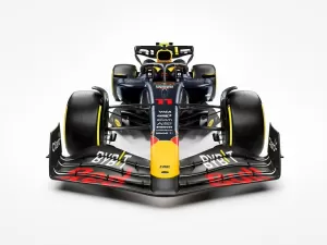 F1: Red Bull ainda tem dúvidas se sidepod "estilo Mercedes" vai funcionar