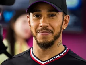Hamilton apoia ida do "incrível" Márquez à Ducati na MotoGP: "Mal posso esperar"