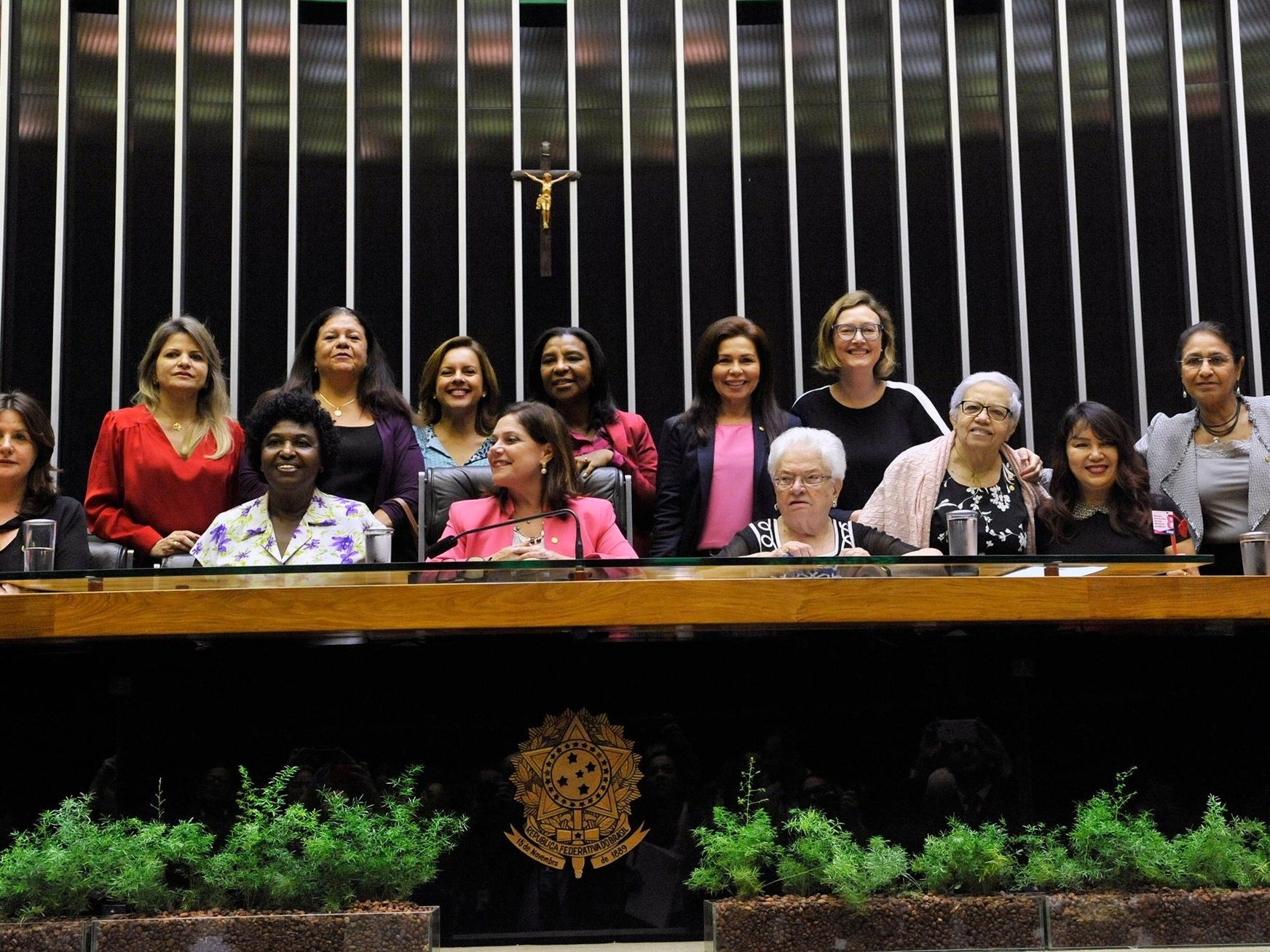 40% dos partidos descumpriram cota de verba para candidatas mulheres