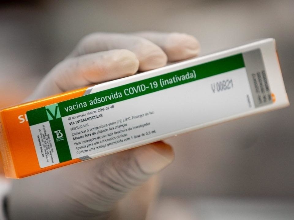 Após anunciar os '78%' da CoronaVac, Doria não vai ao anúncio dos '50,4%'