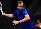 Medvedev marca 50 vitórias no ano, Zverev testa embalado Griekspoor