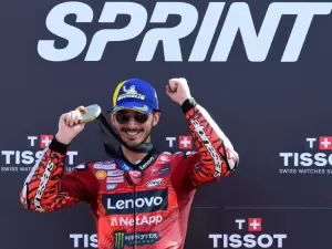 MotoGP: Bagnaia vence Sprint no GP do Japão; Acosta cai e perde vitória