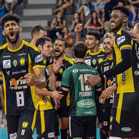 Time mineiro cravou 3 sets a 1, parciais de 41-39, 25-12, 25-27 e 25-22 Time mineiro cravou 3 sets a 1, parciais de 41-39, 25-12, 25-27 e 25-22