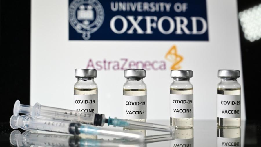                                  A vacina de Oxford é a principal aposta do governo Jair Bolsonaro para vacinar a população                              -                                 JUSTIN TALLIS/AFP                            
