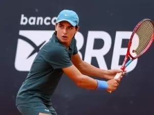 Mateus Nogueira, de 15 anos, joga final de ITF juvenil no Uruguai