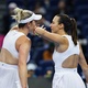 Stefani e Dabrowski vencem a 11&ordf; seguida e disputam a 7&ordf; final do ano