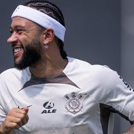  Corinthians anuncia ingressos esgotados para possível estreia de Memphis Depay 