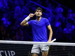 Alcaraz joga muito, vence e conduz a Europa ao penta da Laver Cup