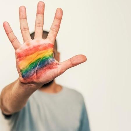 Empregado receberá indenização de R$ 40 mil por ser alvo de homofobia em rede de supermercados - Reprodução / Internet