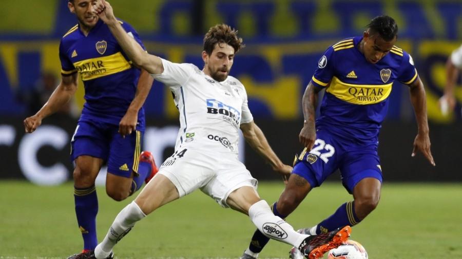                                  Boca Juniors e Santos empataram por 0x0                               -                                 AGUSTIN MARCARIAN / AFP                            