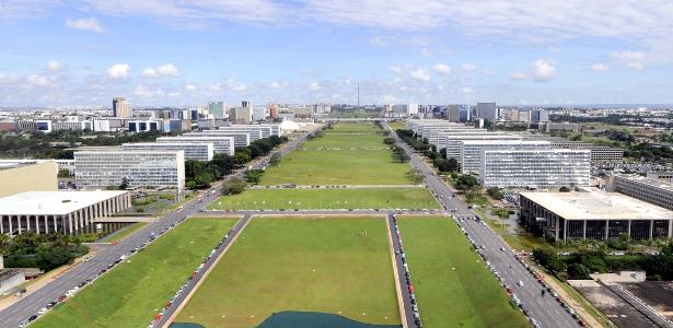 Prédios de ministérios em Brasília