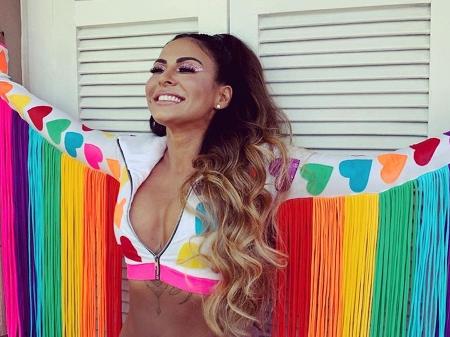 Alinne Rosa (Reprodução/Instagram)