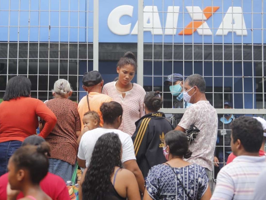 Sakamoto: Auxílio emergencial de R$ 150 comprará só 23% da cesta básica em SP