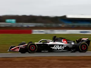 F1: Haas revela VF-25, carro da temporada 2025