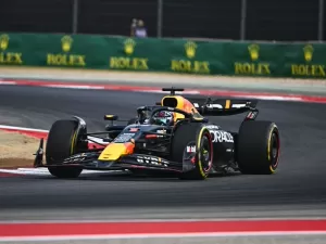 F1: Sem incômodos, Verstappen vence sprint dos Estados Unidos; Norris erra na última volta e cede posição para Sainz 