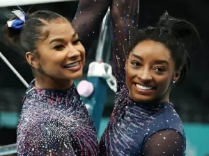 Documentário de Simone Biles pode ajudar Jordan Chiles a recuperar medalha de bronze das Olimpíadas; entenda