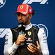 F1: Hamilton cita dificuldade para encontrar equil&iacute;brio da Ferrari na Mal&aacute;sia e celebra P2 no grid