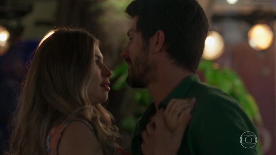 Paloma (Grazi Massafera) e Marcos (Rômulo Estrela) em Bom Sucesso (Reprodução/TV Globo). - Paloma (Grazi Massafera) e Marcos (Rômulo Estrela) em Bom Sucesso (Reprodução/TV Globo).