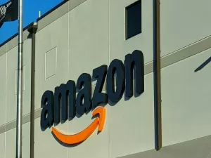 Amazon atinge US$2 tri em valor de mercado com impulso de IA