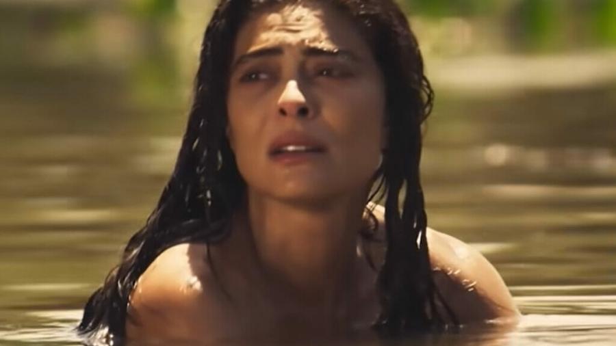 Juliana Paes passou sufoco com jacaré dentro do rio, em "Pantanal" (Reprodução/TV Globo). - Reprodução / Internet