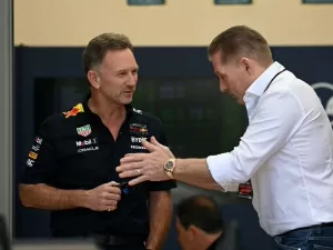F1 - Jos sobre 'fico' de Horner: "Red Bull corre o risco de ser despedaçada"