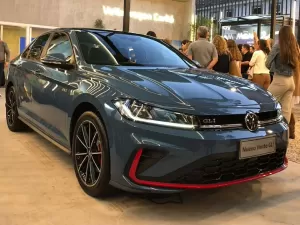 Em breve no Brasil, novo VW Jetta GLI já chegou à Argentina