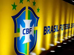 Os protestos constrangedores  de Corinthians e Vasco contra a CBF