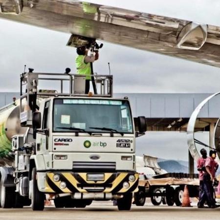 Querosene de aviação representa cerca de um terço dos custos das companhias aéreas no Brasil