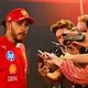 F1 - Ap&oacute;s temporada para esquecer com a Ferrari, Hamilton dispara: "Estarei incomunic&aacute;vel" 