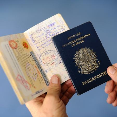 Brasão foi retirado das capas do passaporte em 2015 - Pedro França/Agência Senado