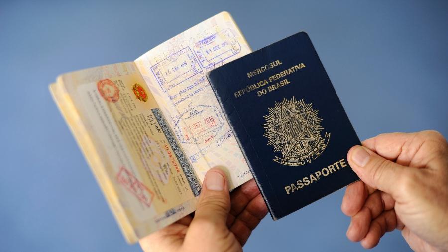 Brasão foi retirado das capas do passaporte em 2015 - Pedro França/Agência Senado